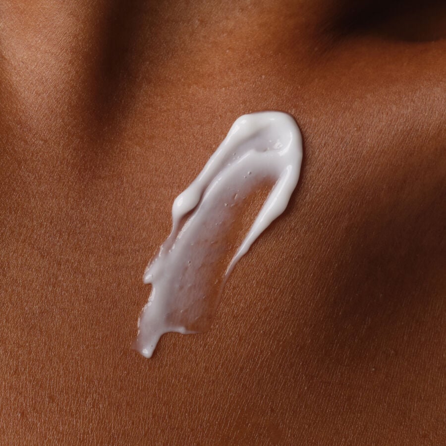 natural-moisturizing-factors-inulin-body-lotion-w4 ORD-Body-Care-Bundles-Brief-NMF-application-shot.jpg